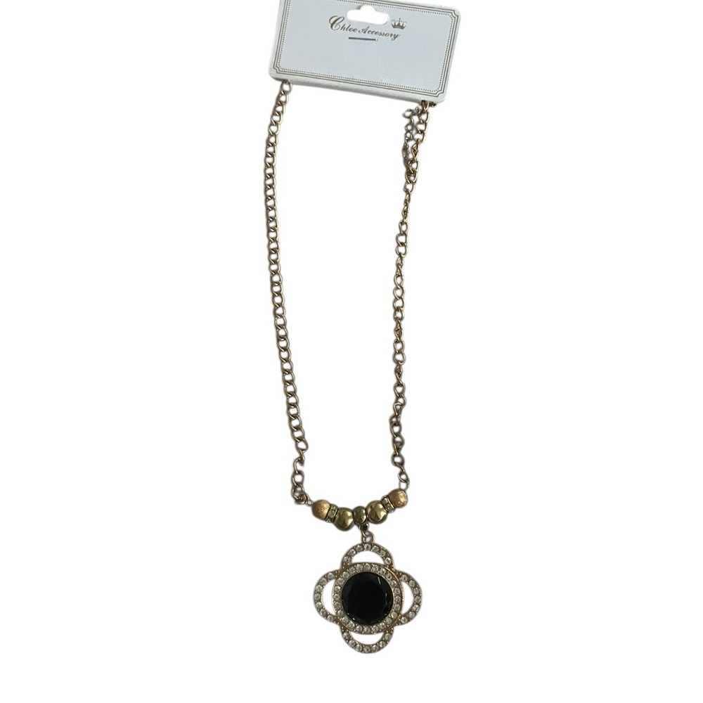 Elegant Black and Gold Floral Pendant Necklace